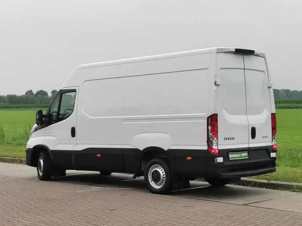 Iveco Daily 35S12 L2H2 Facelift Airco Image 5