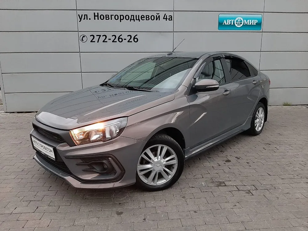 Lada Vesta  Image 1