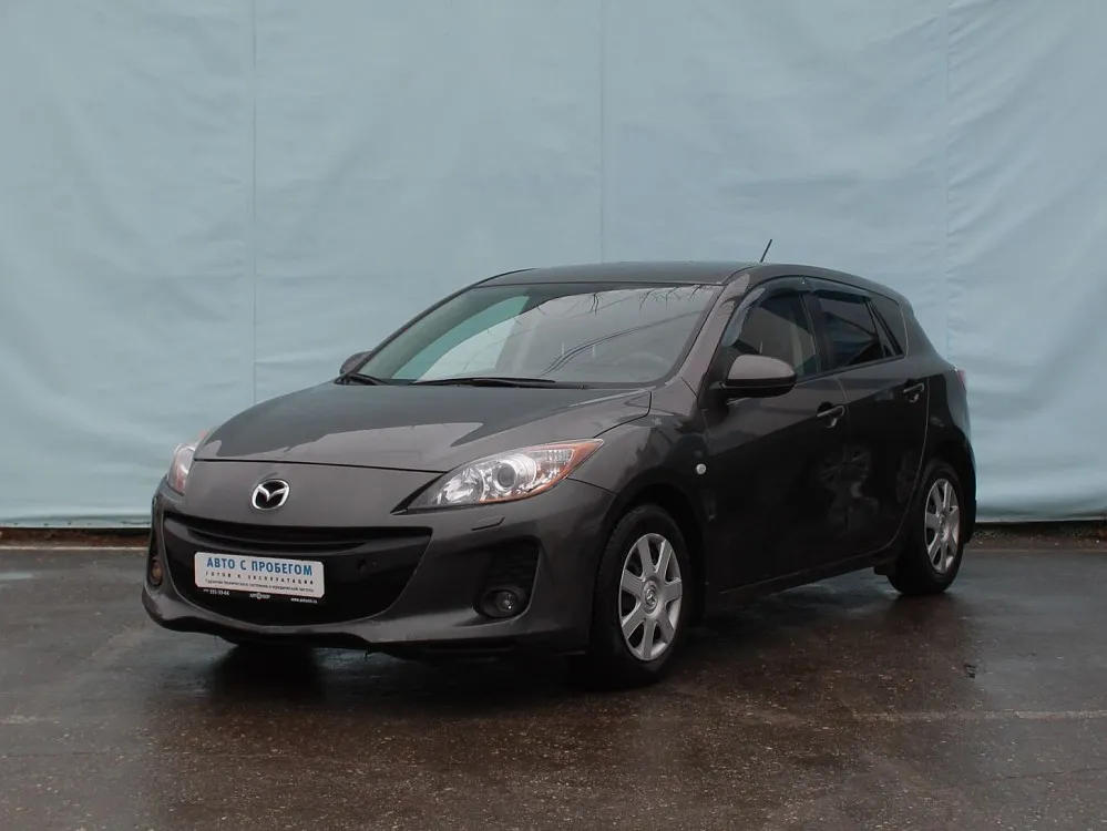 Mazda 3  Image 1