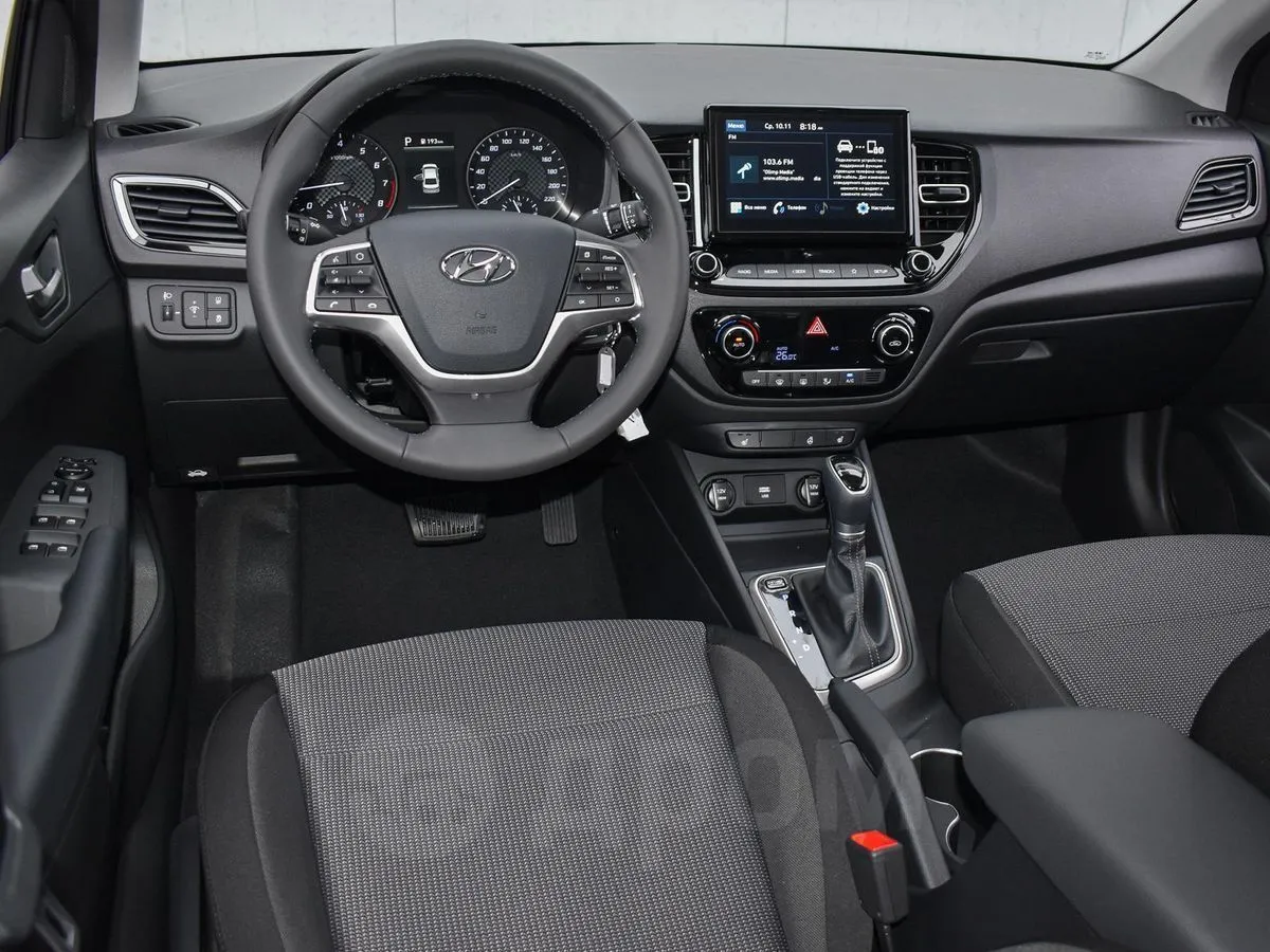 Hyundai Solaris  Image 4