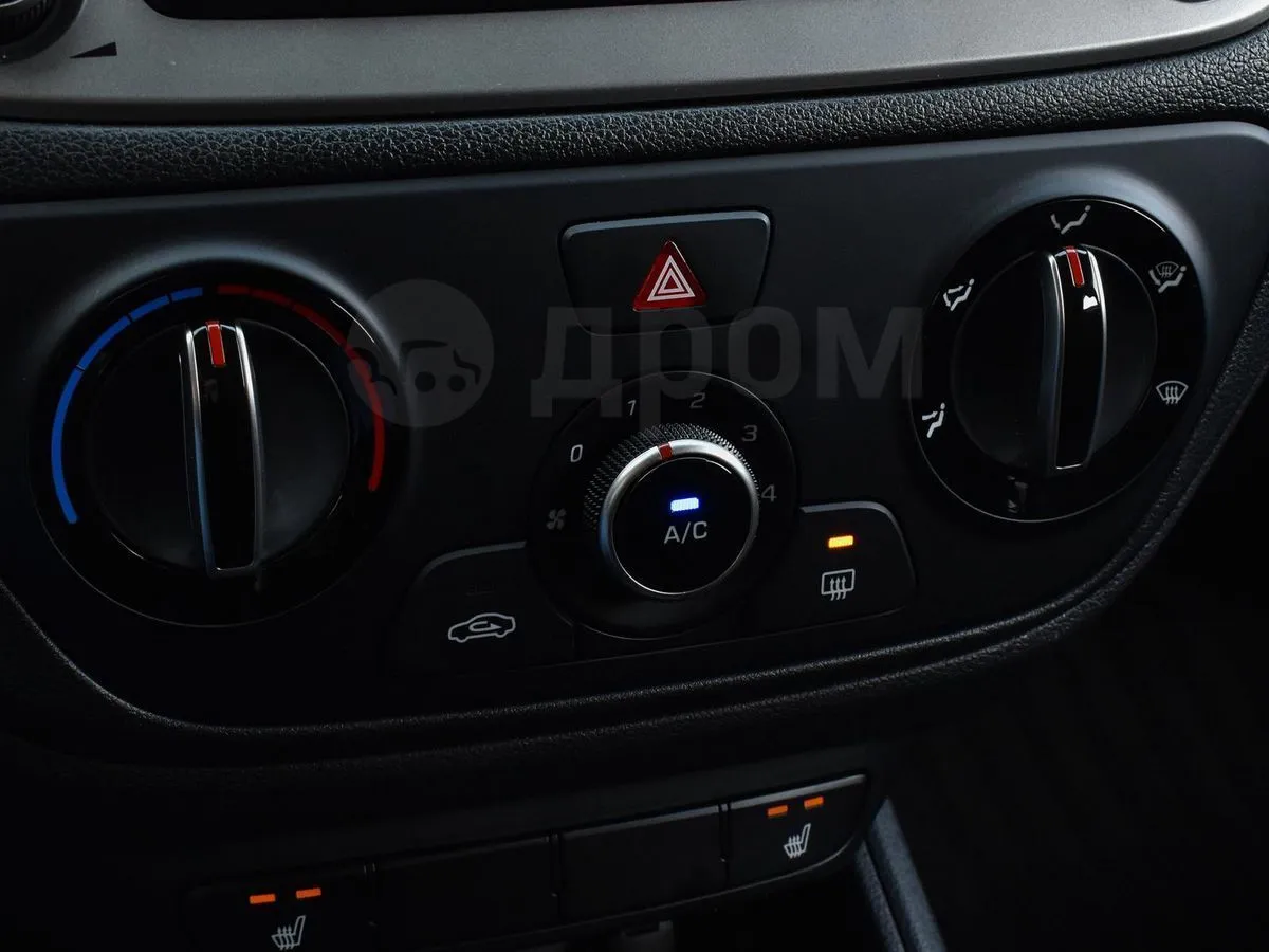 Hyundai Solaris  Image 5