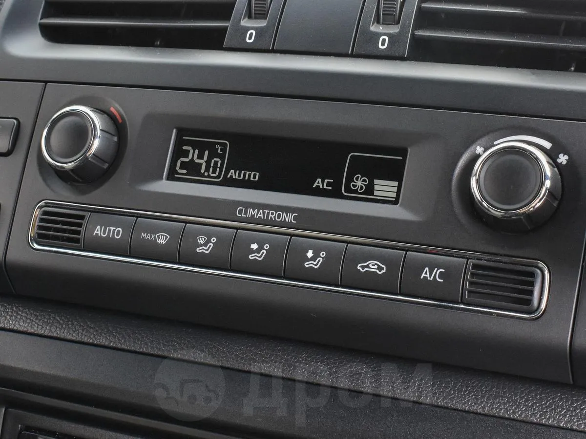 Skoda Fabia  Image 10