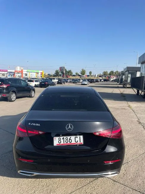 Mercedes-Benz C 270  Image 9