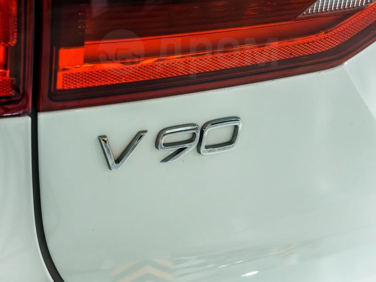Volvo V90  Image 10