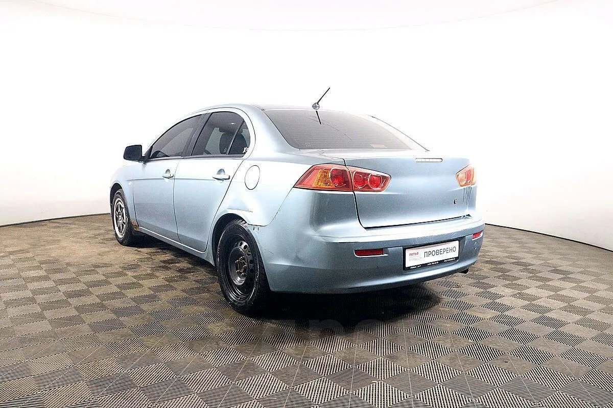 Mitsubishi Lancer  Image 7