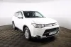 Mitsubishi Outlander  Thumbnail 3