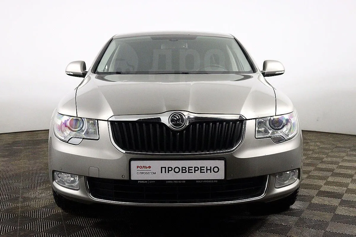 Skoda Superb  Image 2