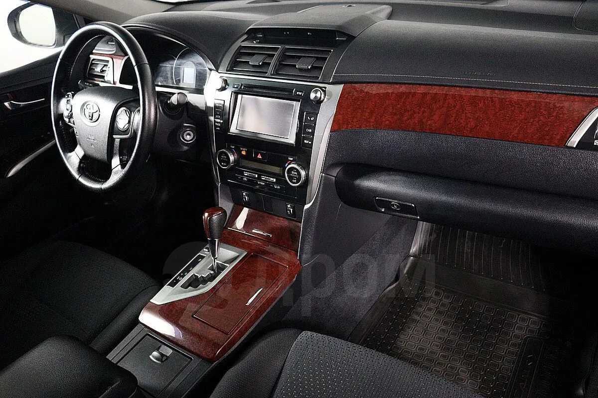 Toyota Camry  Image 10
