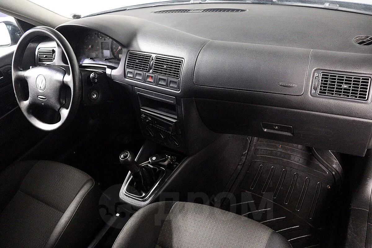 Volkswagen Golf  Image 10