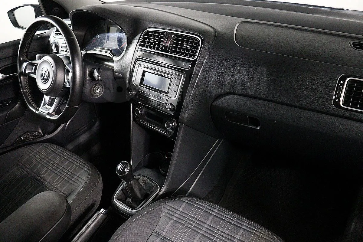 Volkswagen Polo  Image 10