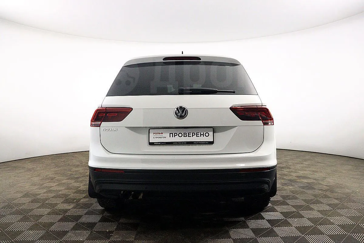 Volkswagen Tiguan  Image 6