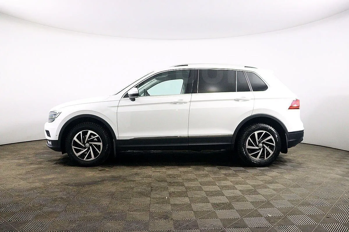 Volkswagen Tiguan  Image 8