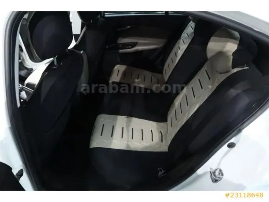 Fiat Uno  Image 10