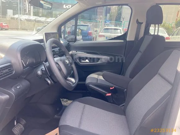 Toyota Proace City 1.5 D Dream Image 10