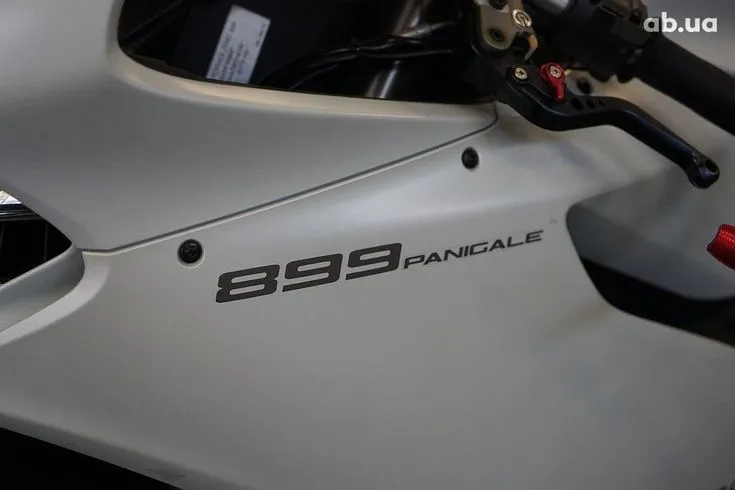 Ducati Panigale  Image 6